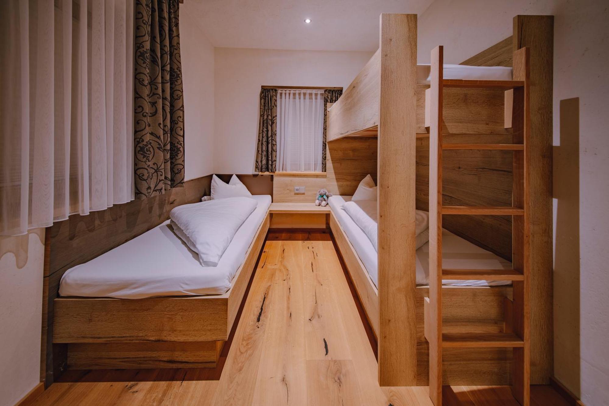 Loisi'S Boutiquehotel Achenkirch Room photo